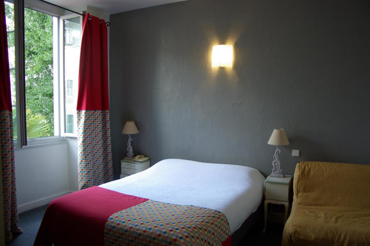 Hotel The Originals Boutique, Montpensier,